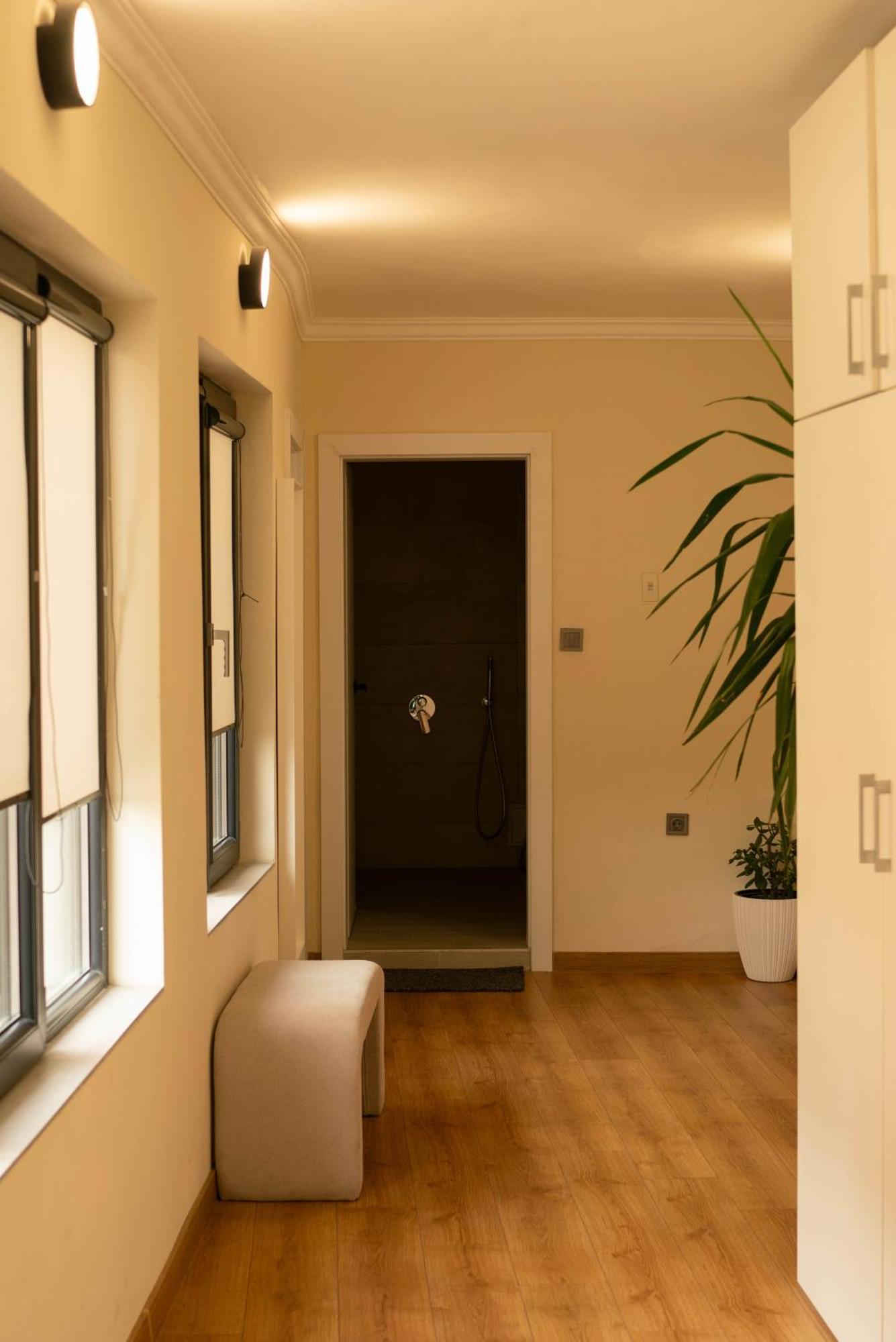 2-Bedroom Flat - Sunny Balcony Пловдив Екстериор снимка