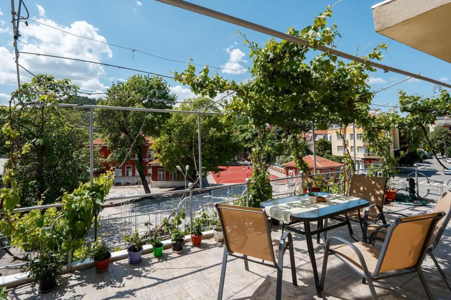 2-Bedroom Flat - Sunny Balcony Пловдив Екстериор снимка